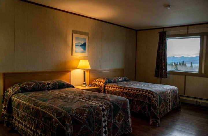 FAMILY ROOM WITH TWO DOUBLE BEDS